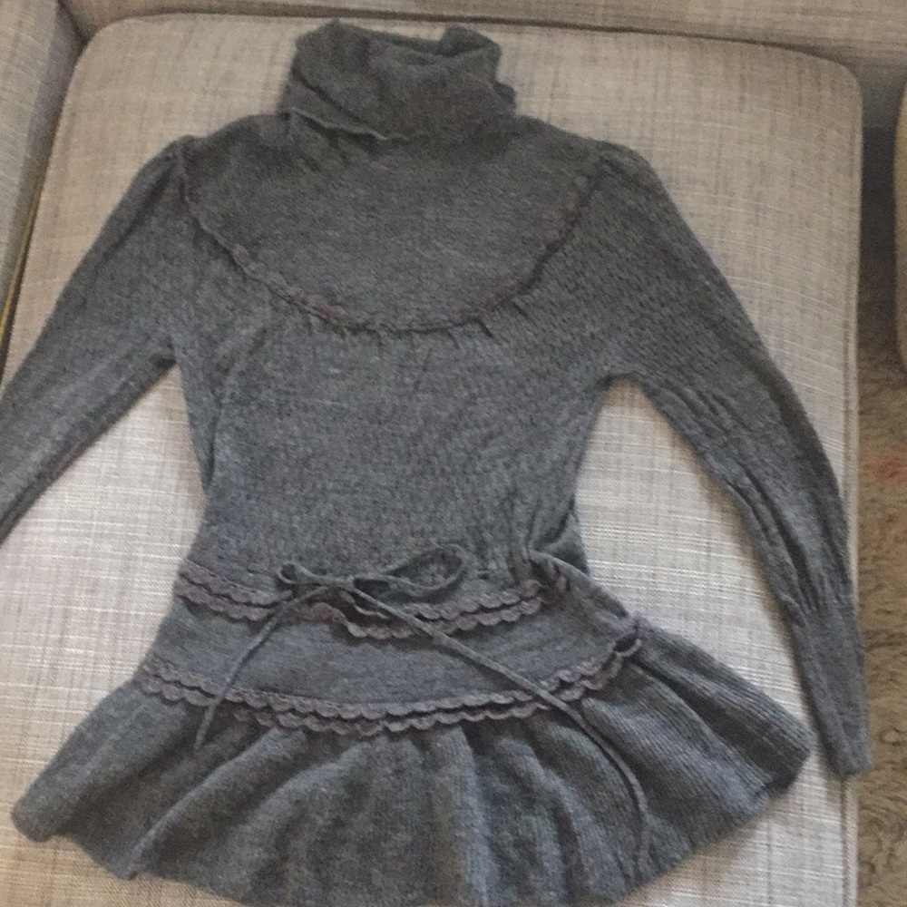 Anthropologie Grey sweater